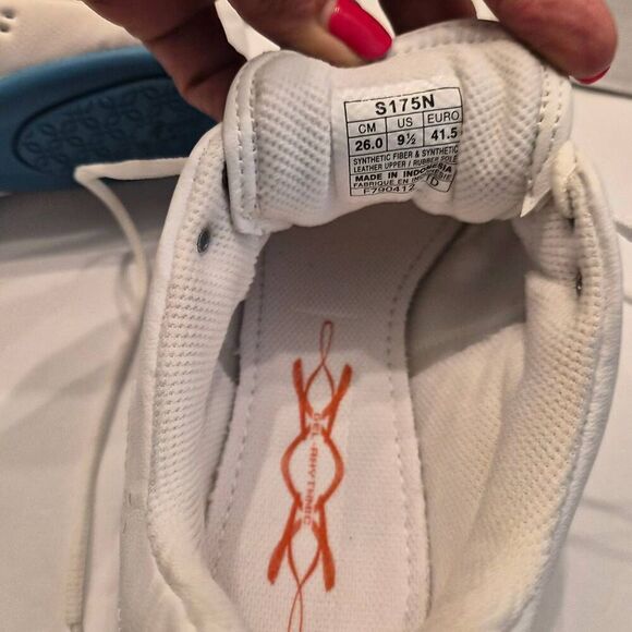 ASICS Gel Rhythmic Zumba Shoes White/Maui Blue/Silver: 9.5 - Worn once, excellen - Picture 3 of 6